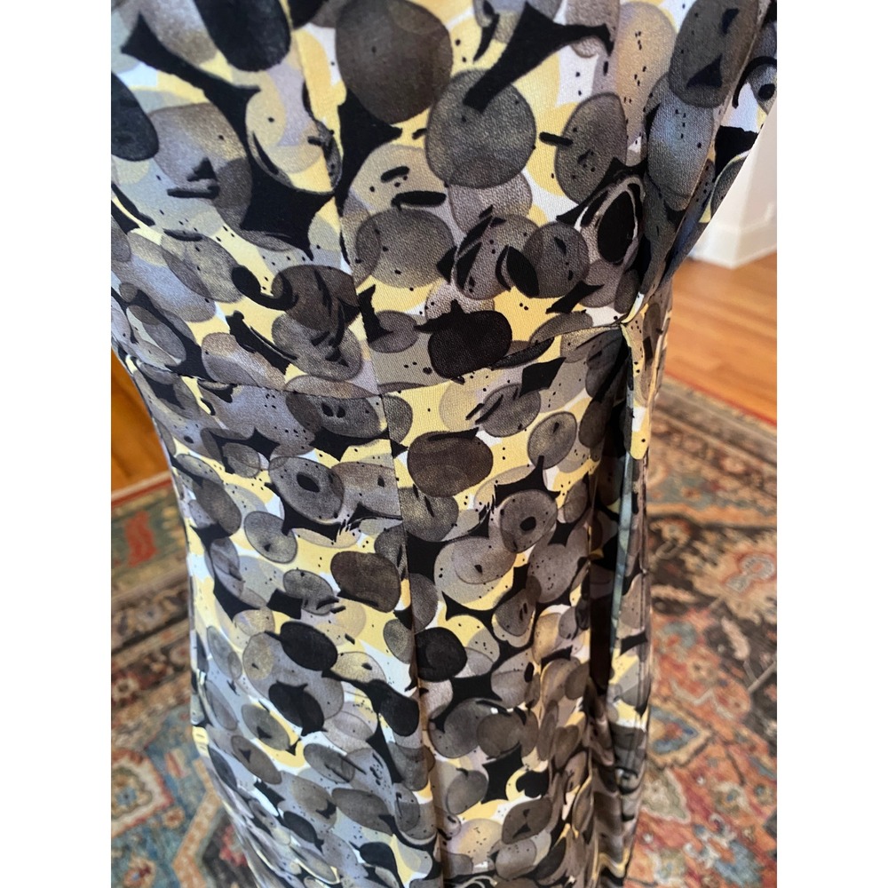 Connected Apparel Grey Yellow Abstract Print Faux Wrap Sheath Dress Size 8 - Picture 10 of 10